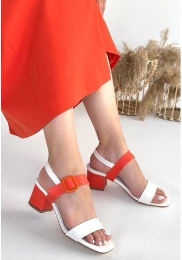 Year Beyaz Cilt Turuncu Detaylı Kadın Topuklu Ayakkabı Beyaz1