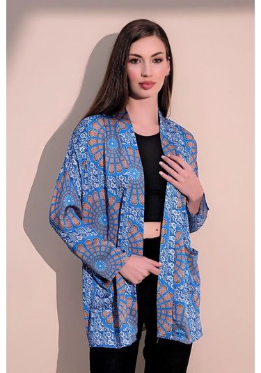 Kadın Saks Etnik Desen Yeni Moda Saten Çift Cepli Salaş Kimono Ceket - Tesettüre Uygun Saks Kadın Saks Etnik Desen Yeni Moda Saten Çift Cepli Salaş Kimono Ceket - Tesettüre Uygun Saks