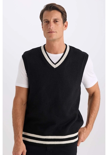 DeFacto Standart Fit V Yaka Triko Suveter E5265AX24WNBK81