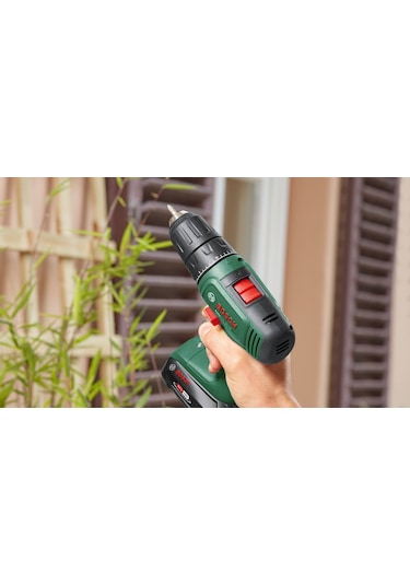 Bosch EasyImpact 18V-40 1.5Ah Çift Akü + 241 Parça Aksesuar Seti
