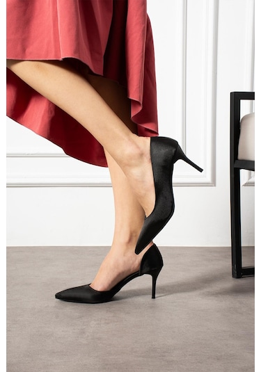 Shoetek Rva Kadın Stiletto İnce Topuklu Yandan Açık Siyah Saten Siyah Saten