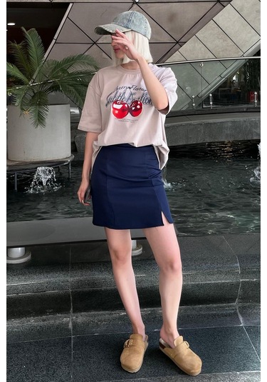 Madmext Lacivert Yüksek Bel Önden Yırtmaçlı Kısa Etek Mg2086 Lacivert