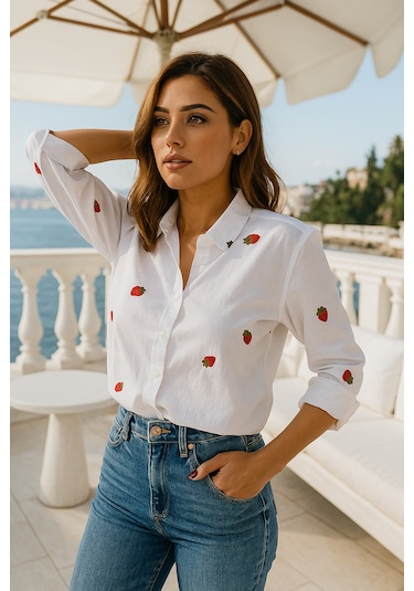Kadın Çilek Desenli Beyaz Pamuk Gömlek Ekru