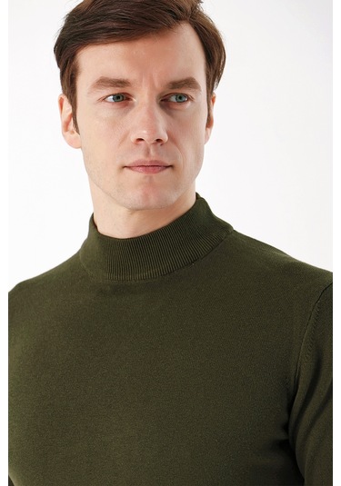 Basic Dinamik Fit Rahat Kesim Yarım Balıkçı Yaka Triko Kazak 99kc017002710 Haki