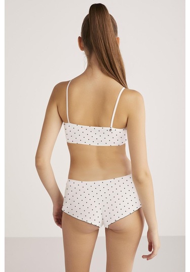 Kom Polka Puantiyeli Kadın Şort Beyaz 001