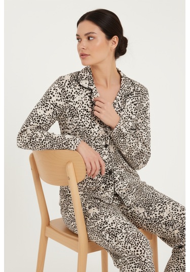 Luxury Viscose Siyah Beyaz Leopar Desenli Kadın Uzun Kollu Pijama Takımı 42570 LEOPAR