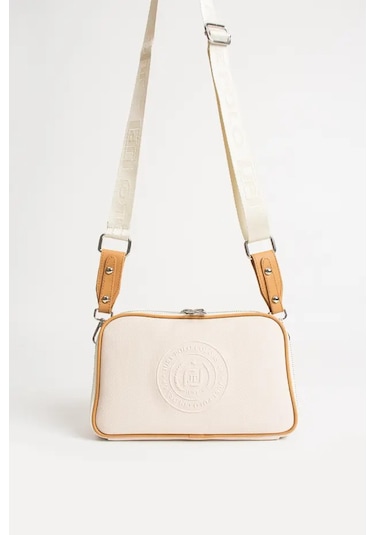 Just Polo Kadın Günlük Kullanıma Uygun Lakoste Ayarlanabilir Askılı Lüks Omuz Çantası Shoulder Bag Bej