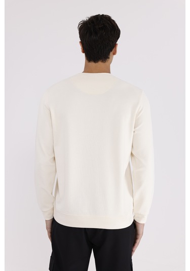 Rowinger Modal Karışımlı Yumuşak Dokulu Rahat Kalıp Esnek Kullanım Sunan Sweatshirt Ecru