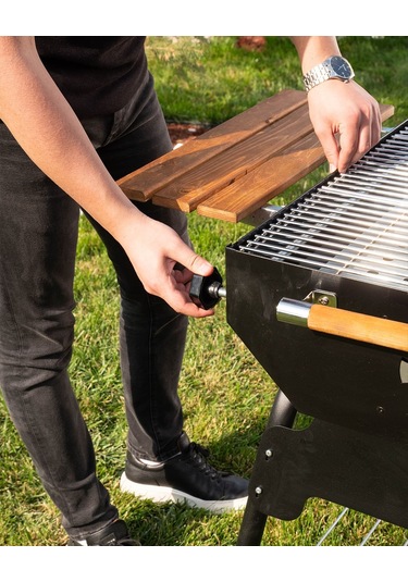 Grillord 75 Kömürlü Barbekü 2 Adet Döküm Izgaralı + Hediye Seti Önlük + Kılıf + 2 2 Kg Kömür Gümüş - Siyah