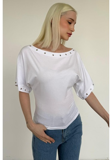 Madmext Beyaz Off Shoulder Metal Detaylı Kadın Bluz Mg2671 Beyaz