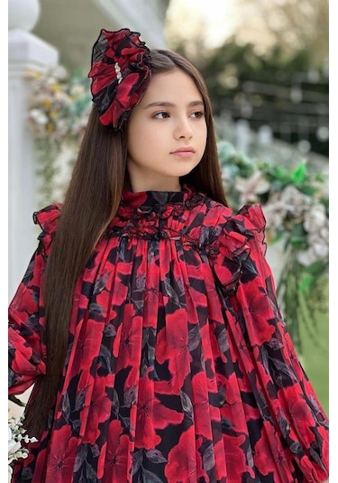 Riccotarz Kız Çocuk Yakası Ve Omuzları Fırfır Detaylı Çiçek İşlemeli Pliseli Kırmızı Elbise Kırmızı
