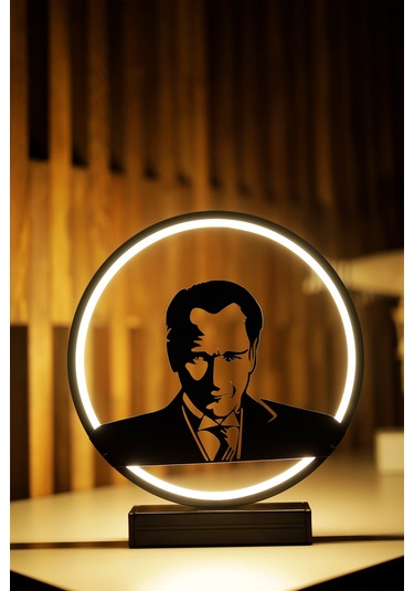 Modern Atatürk Portre Metal Led Masa Lambası Dekoratif Gece Lambası Özel Tasarım Işıklı Obje Mustafakemal