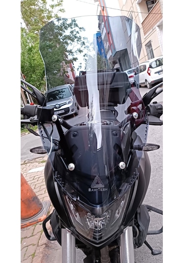 Dominar 250 Dominar 400 Tur Camı Montaj Demiri Cam Yükseklik 60cm X Üst Genişlik 40cm