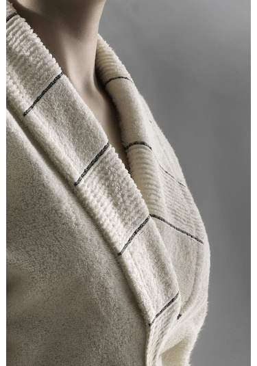 Carmine Robe Cream - Ekstra Yumusak, Modern Ve Ozel Tasarim %100 Krem