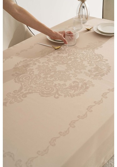 Jumbo Jakar Cappuccino Sıvı İtici Leke Tutmaz Masa Örtüsü 160x220 Cm Kahverengi