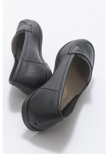 Luvishoes F02 Siyah Cilt Kadın Babet Siyah