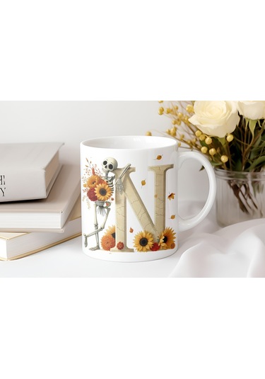 N Harfi Pembe Kareli Kalpli Göz Emojili Kupa Bardak Eğlenceli Kareli Tasarım Kahve Çay Kupası Beyaz