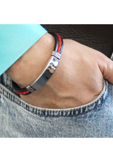 Silikon Kordonlu Silver Renk Çelik Plakalı Kırmızı İp Detaylı Kişiye Özel İsim Harf/yazılı Erkek Bileklik Çelik