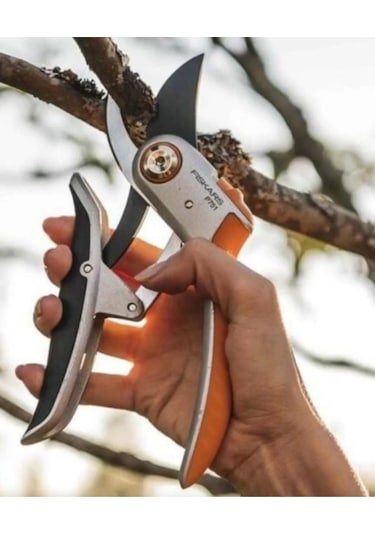 Fiskars P751 Powerlever Metal Budama Makası