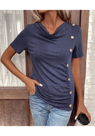 Kadın Degaje Yaka Düğme Detaylı Kısa Kollu Viskon Bluz