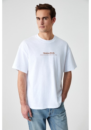 BOLETUS Erkek Baskı Detaylı %100 Organik Pamuk Oversize Bisiklet Yaka Kısa Kol Beyaz T-Shirt