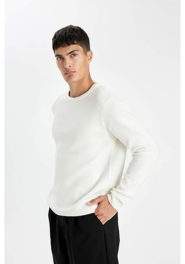 DeFacto Standart Fit Normal Kesim Bisiklet Yaka Basic Düz Triko Kazak D1967AX24AUER100