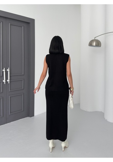 Kadın Düğme Detaylı Yelek Uzun Etek Alt Üst Triko Takım Siyah