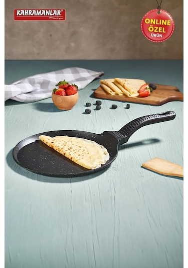 Kahramanlar Helegra Döküm 26 Cm Siyah Krep Tavası