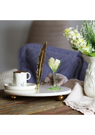 Akayev Mermer Beyaz 28 Cm Altın Boncuk Ayaklı Uzun Tüy Sunum Tabağı Beyaz