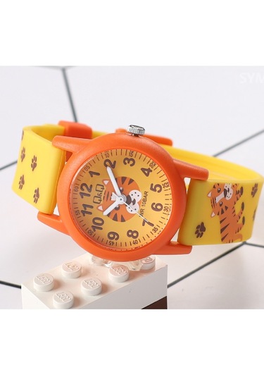 Q&Q QCG2216 Su Geçirmez Rakamlı Erkek Çocuk Kol Saati