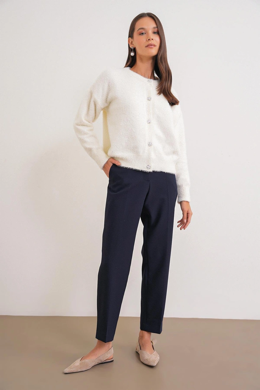 6902 Kadın Sakallı Basic Yumuşak Dokulu Triko Hırka Ekru Ekru