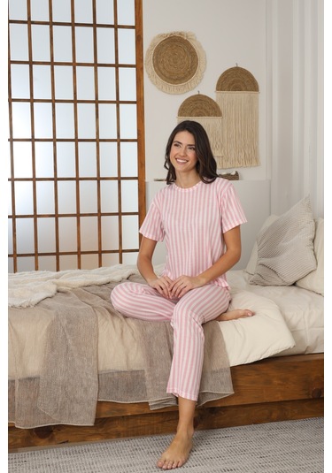 Kadın Yazlık Kısa Kol Penye Süprem Kumaş Pijama Takımı Pembe Çizgili