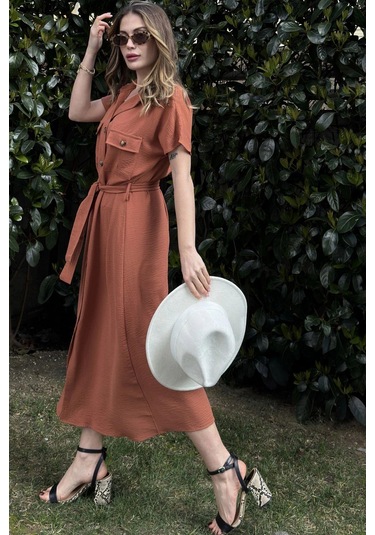 Kadın Kiremit Kısa Kol, Gömlek Yaka, Düz Desen, Çift Cepli, Aerobin Kumaş, Kuşaklı Maxi Elbise Kiremit