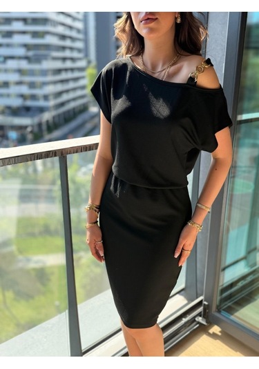 Ahes Shopping Kadın Kısa Kollu Tek Omuz Askı Ve Aksesuar Detay Beli Lastikli Krep Elbise Siyah