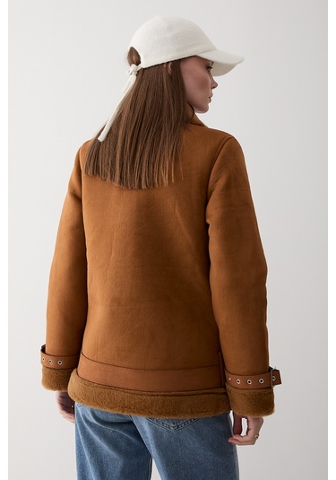 Kahverengi İçi Kürklü Mont Kahverengi