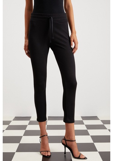 Judy Kadın Slim Fit Beli Lastikli Bağlamalı Basic Siyah Tayt