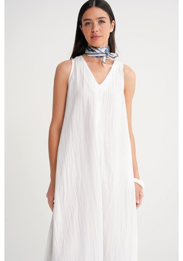 4700 Kadın V Yaka Önü Pileli Elbise Beyaz Beyaz