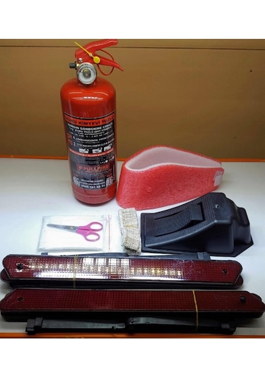 Trafik Seti Üçgen Yönetmeliğe Uygun Üçgen Trafik Seti