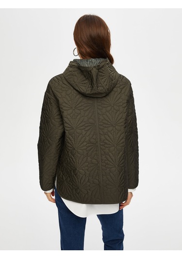 Yanı Yırtmaçlı Rahat Form Kapişonlu Kapitone Mont 004 Us25kmt00454 Haki