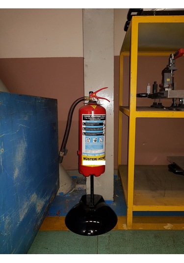 Yangın Tüpü Ayaklığı - Askılığı Devrilmez