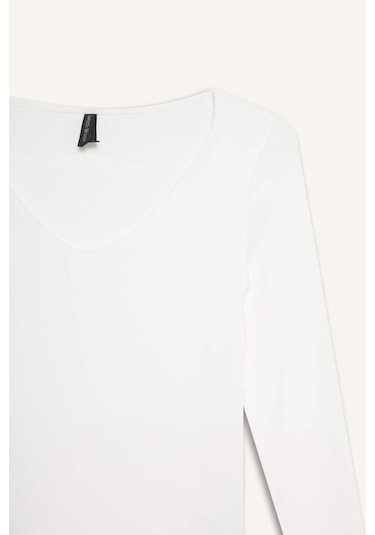 Defacto Slim Fit Dar Kesim Basic Düz Modal Uzun Kollu Tişört F7153ax25auer105 Ekru