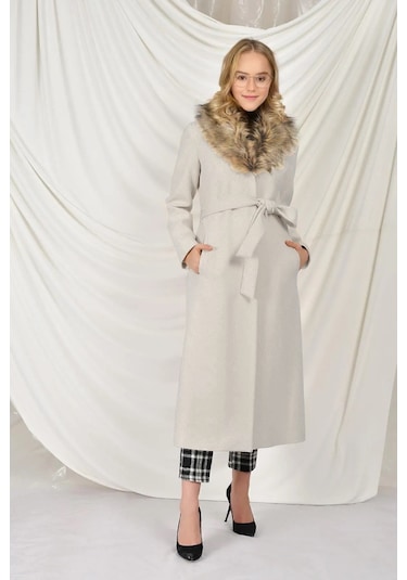 Kürk Yakalı Kaşe Kadın Kaban Ekru