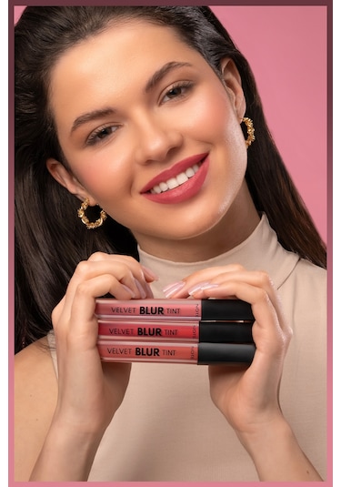 Note Cosmetics Velvet Blur Tint Kadife Bitişli Nemlendirici Mat Ruj - 04 Rust Red - Pembe