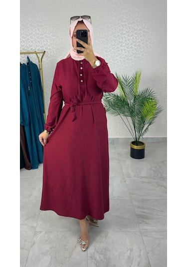 Kadın Bordo Karin Aerobin Kumaş Yarım Ön Düğmeli Püskül Bağcık Kuşaklı Tesettür Elbise Bordo