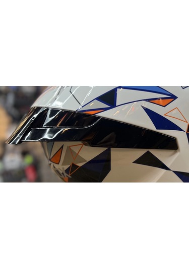 R2 Arka Spoiler