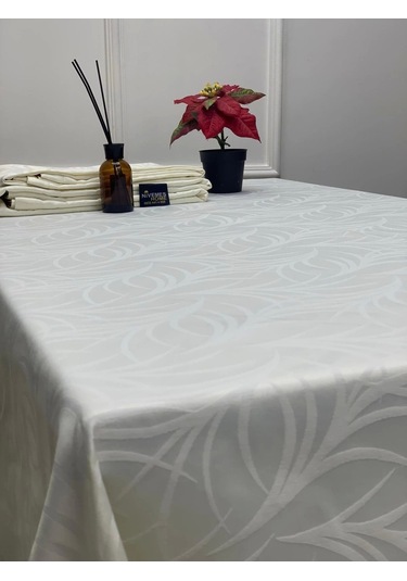 Nivemeshome 140x240 Krem Yaprak Desenli Leke Tutmaz Masa Örtüsü Çok Renkli
