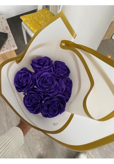 7'li Solmayan Lacivert Gül Buketi Lacivert