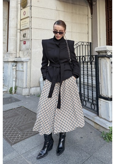 Bej Vatkalı Kuşaklı Kaşe Ceket - 1001 Siyah