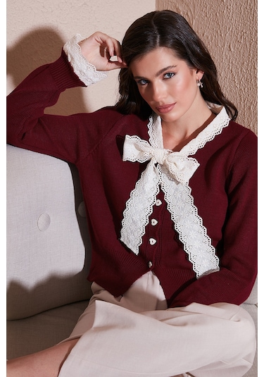 Lela Premium Dantelli Bağlamalı Yaka Regular Fit Düğmeli Triko Bayan Hırka 680Hi00251 Bordo