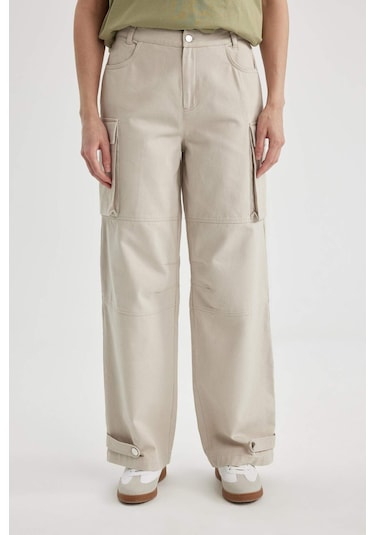 DeFacto Kargo Cepli Basic Düz Gabardin Pantolon C1670AX24SPBG106 Bej